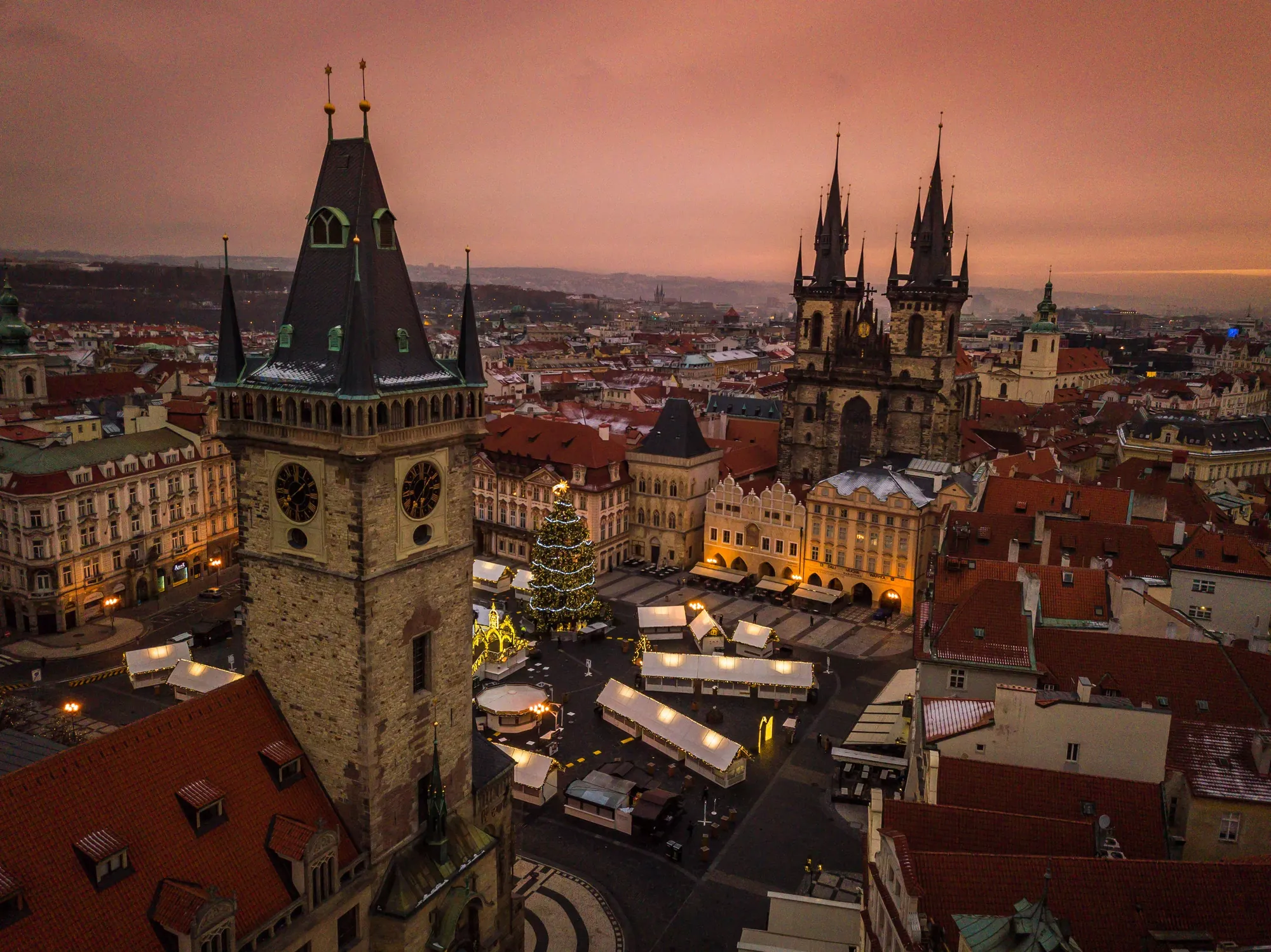 Prague+Old+Town+square 45ef79e4